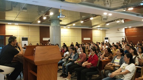 育成中心举办“增值税发票综合服务平台”操作培训会